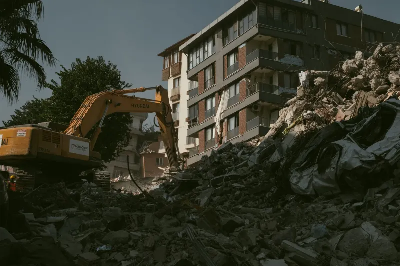 The Physics of Catastrophe: How Simulation Artists Turn Destruction Into Cinematic Truth